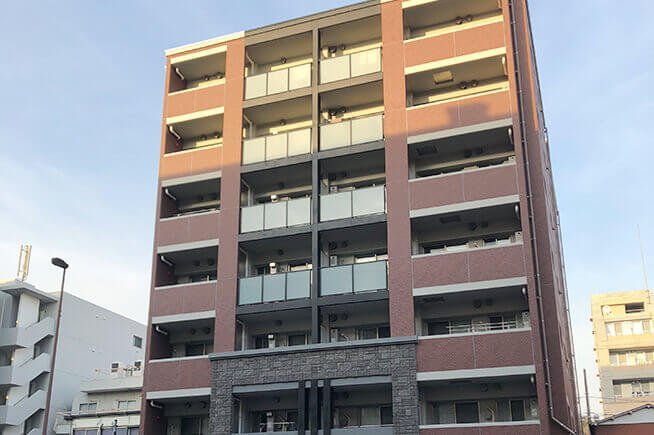 オープンハウスの買取実績　築年数が少し経過している7階建てのマンション